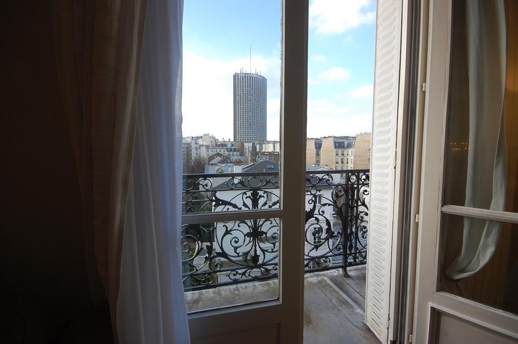 Rue Guersant Apartment