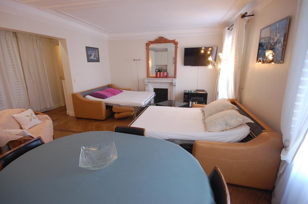 Apartment Rue Guersant *